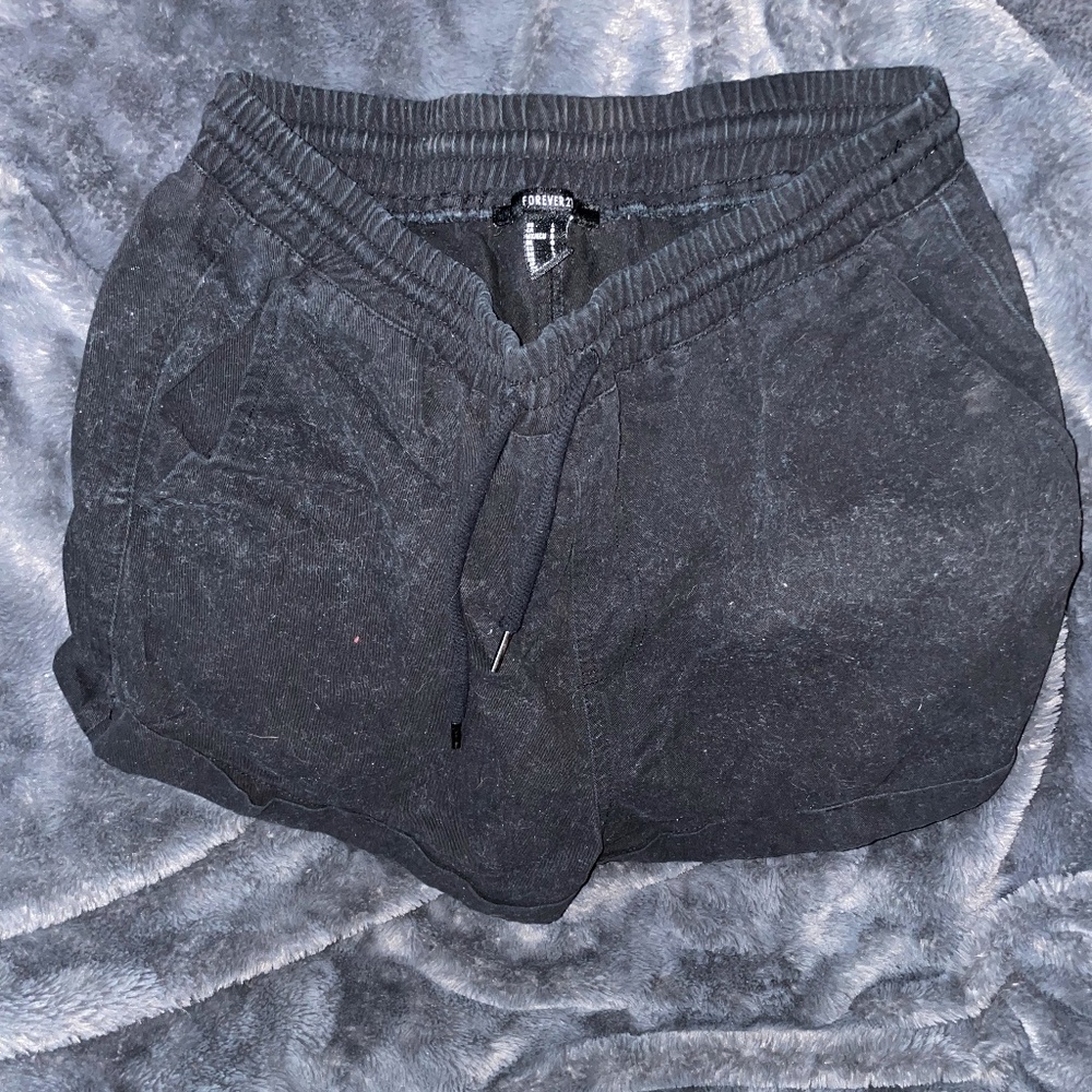 Black Forever 21 Shorts